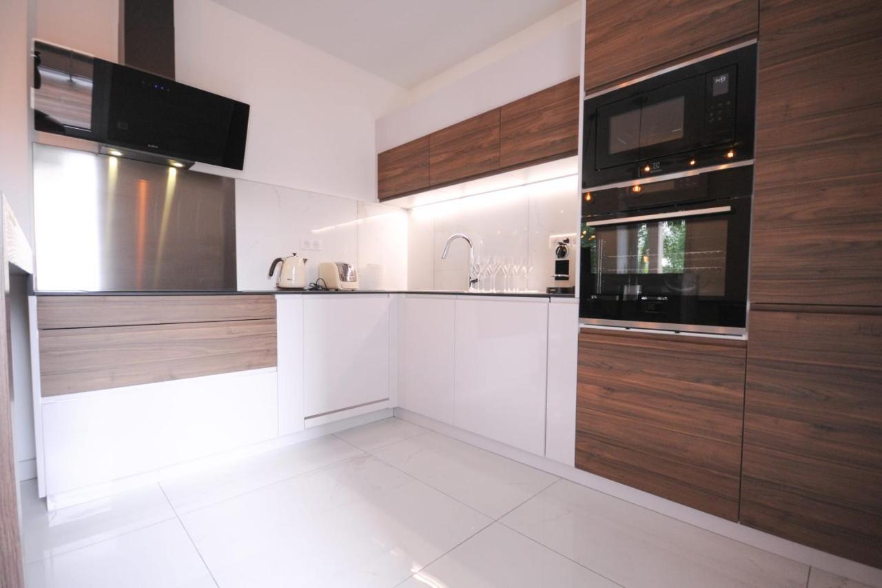 Le Matignon - Design Apartment Facing Lake Annecy Kültér fotó